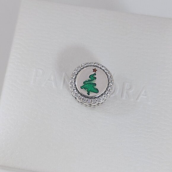 Pandora 2021 Branson Christmas Charm Bead S925 Silver with box - Picture 4 of 6